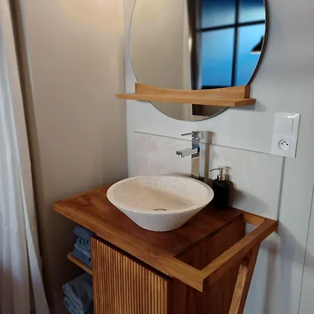 O Valvi - Suite Balneo, Terrasse Et Parking Prive - Saint-Lo Centre * Saint-Lô