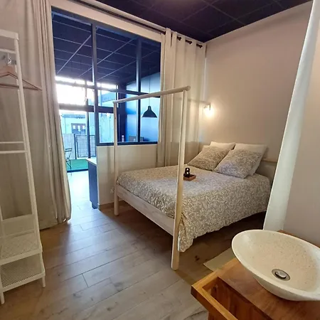 O Valvi - Balneo, Terrasse Et Parking Prive - Centre 생로