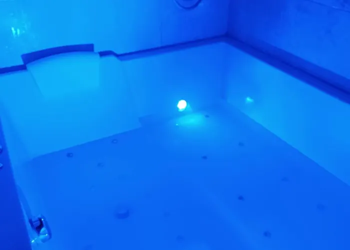 O Valvi - Balneo, Terrasse Et Parking Prive - Centre Apartment